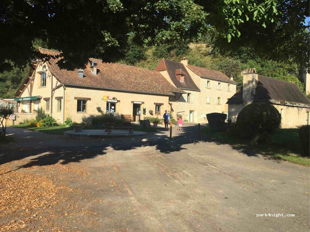 Camping Le Moulin De Paulhiac — foto