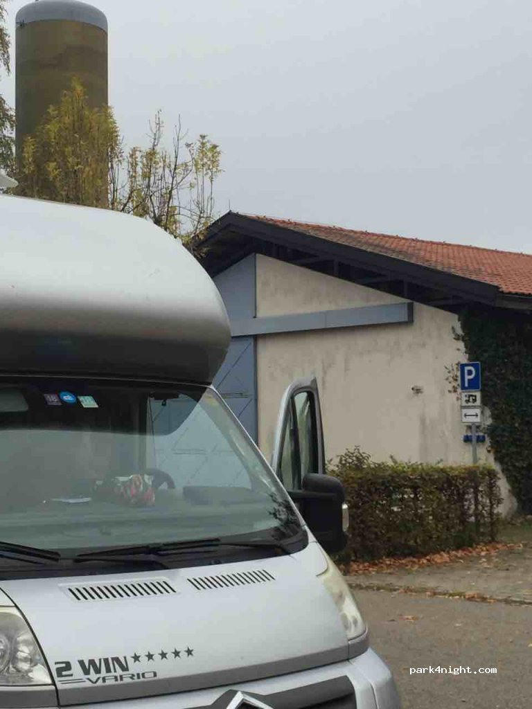 Wohnmobilparkplatz Amstetten — foto