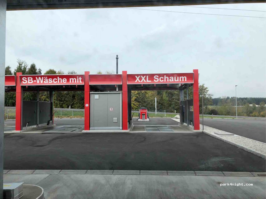 (4663) Laakirchen - Westautobahn — foto