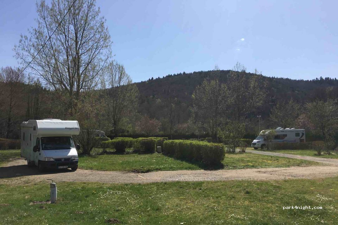 Aire de camping-car Domaine du Lac — foto