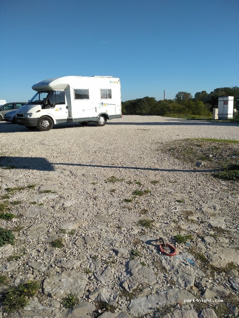 (30300) Vallabrègues - Route d'Aramon — foto