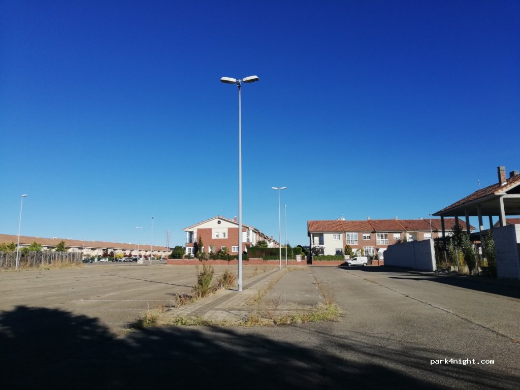 (24193) Villaquilambre - 8 Calle Rey Sancho — foto 2