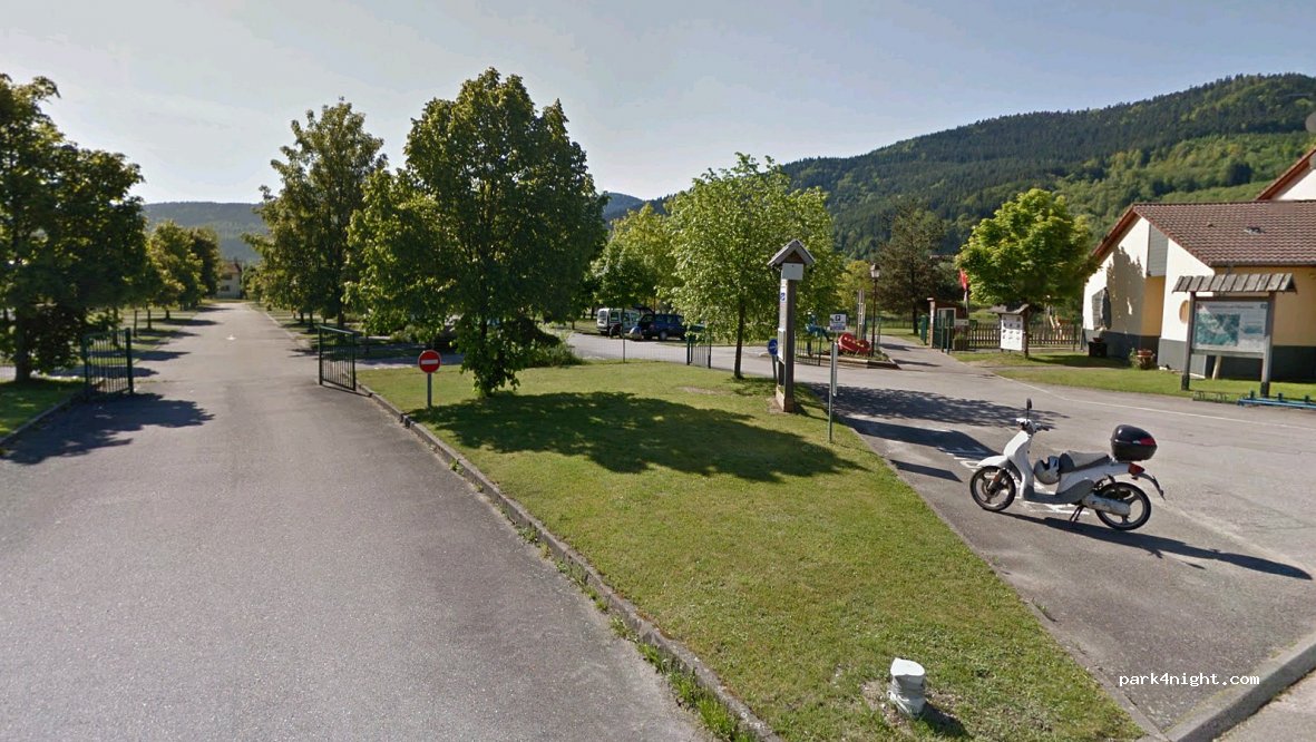 (88290) Saulxures sur Moselotte - route des Amias — foto