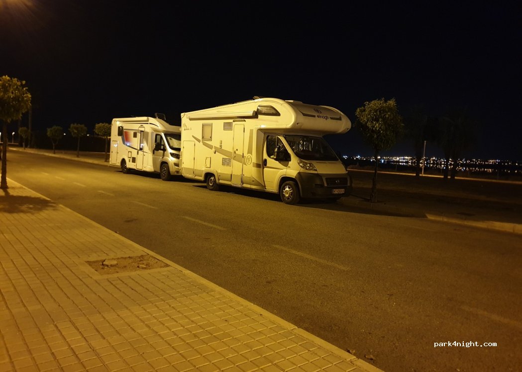 (03184) Torrevieja - Calle de las Lavanderas — foto 3
