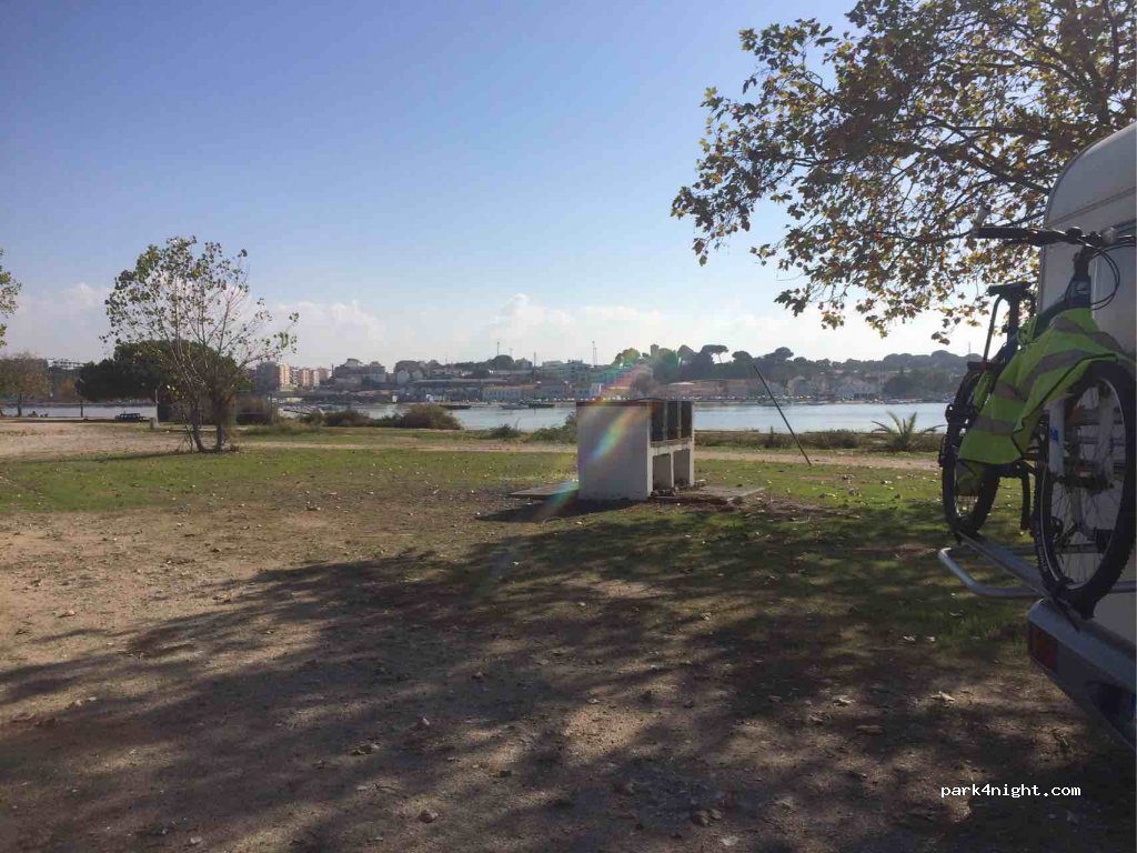 (2845) Amora - Unnamed Road — foto