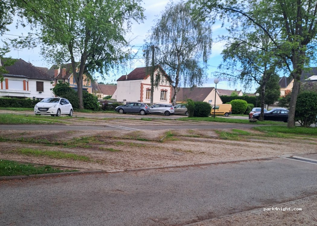 (77160) Provins - 31 Rue Sainte-Croix — foto 4