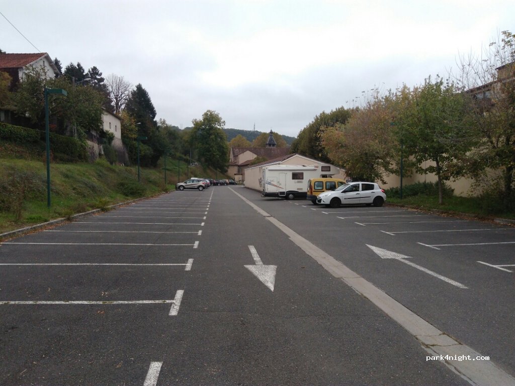 (46100) Figeac - 8A Avenue des Carmes — foto