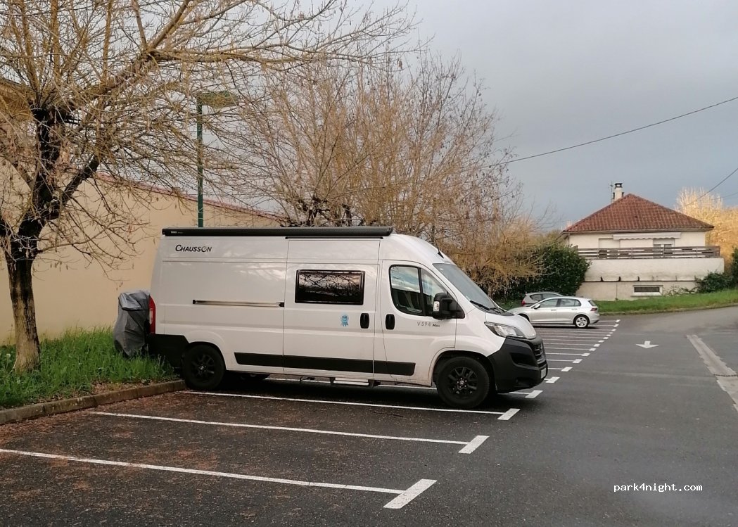 (46100) Figeac - 8A Avenue des Carmes — foto 3