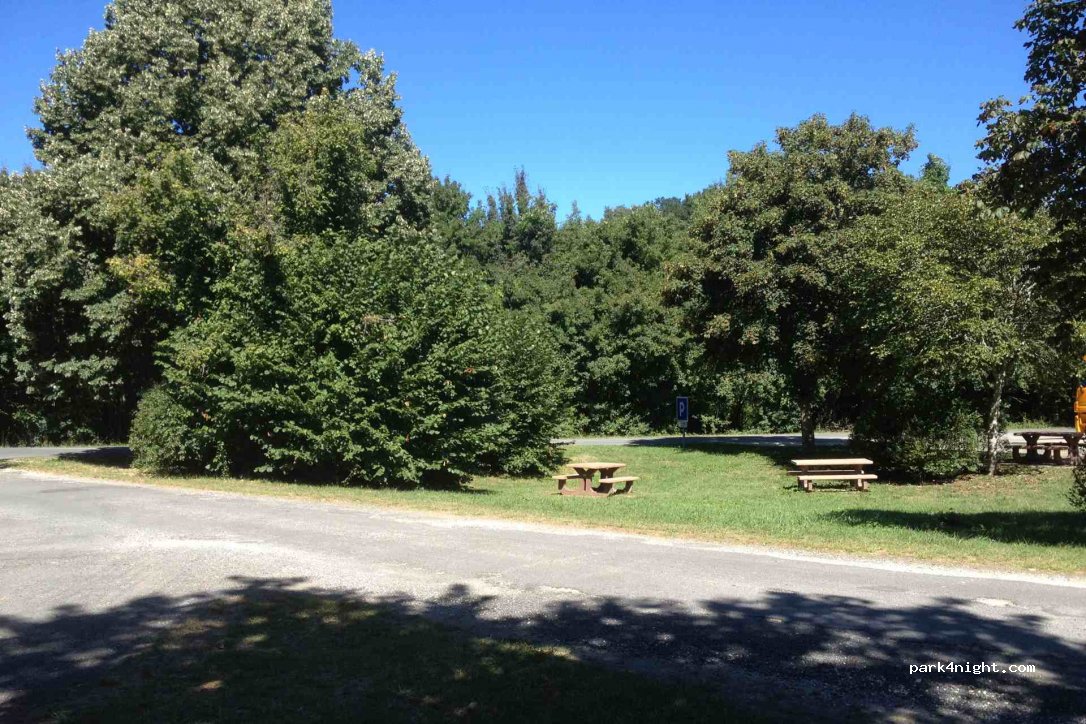 (24330) Milhac-d'Auberoche - D6089 — foto