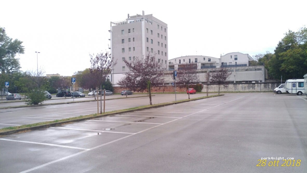 (34074) Monfalcone - 3 Via Tonzar Don Francesco — foto 2