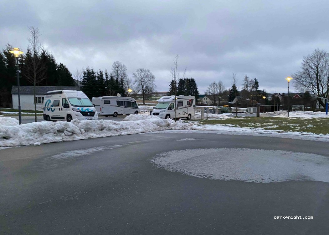 Wohnmobil Stellplatz Leupoldsgrün — foto