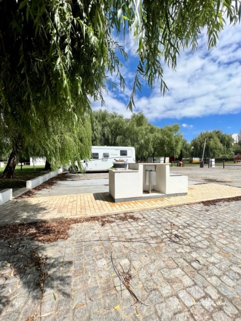 Parque de Autocaravanas de Arripiado — foto 3