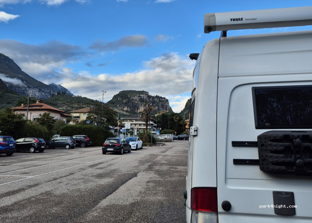 (38062) Arco - Strada Statale 45 bis Gardesana Occidentale — foto 4
