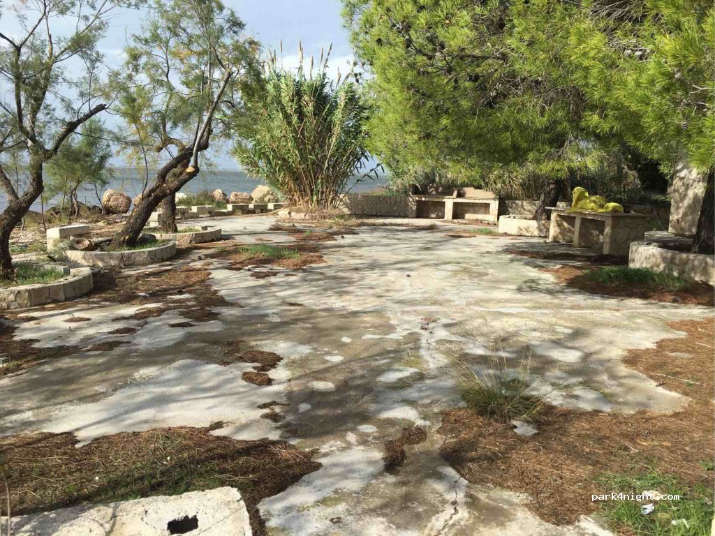 (71010) Carpino - Unnamed Road — foto 2