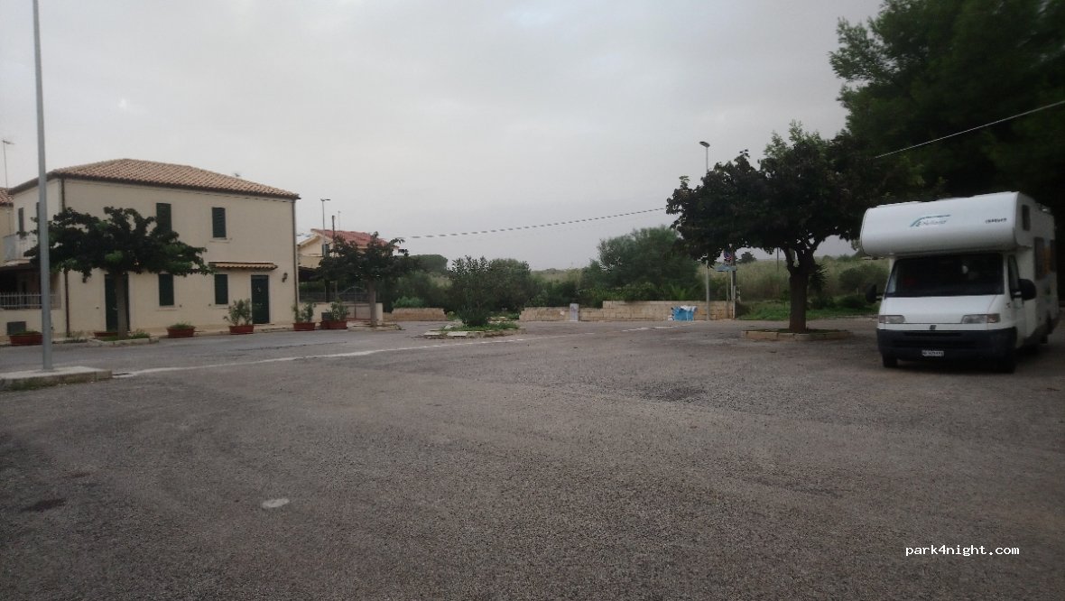 (97015) Marina di Modica - 851 Via dei Navigatori — foto