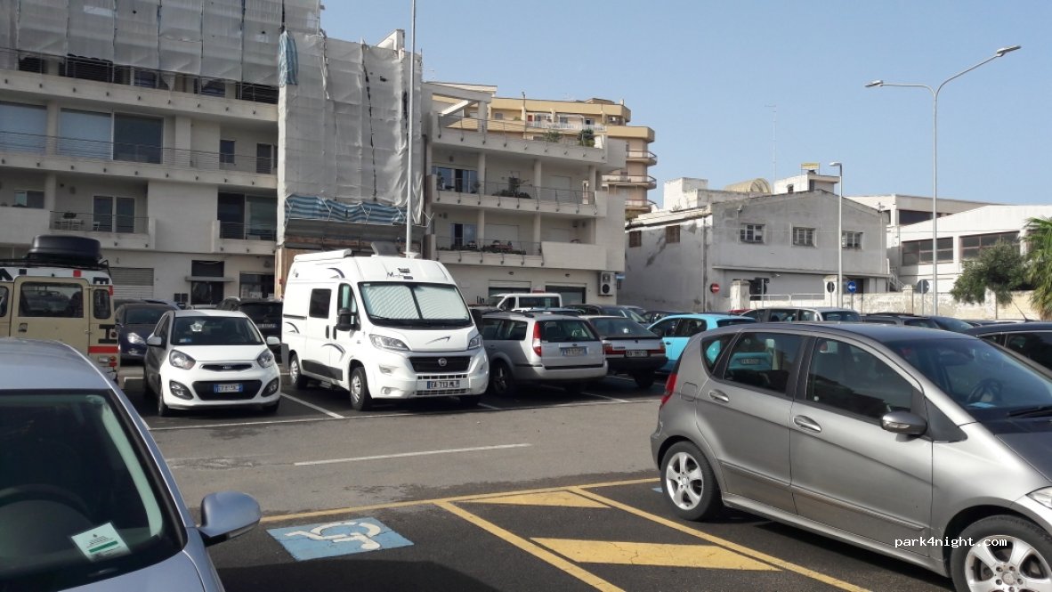 (70043) Monopoli - 18 Via Cala Fontanella — foto