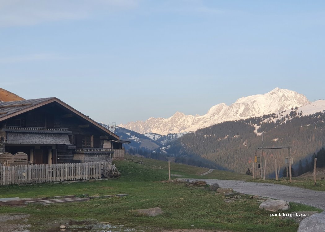 (74220) La Clusaz - 7548 Route du Col des Aravis — foto 4