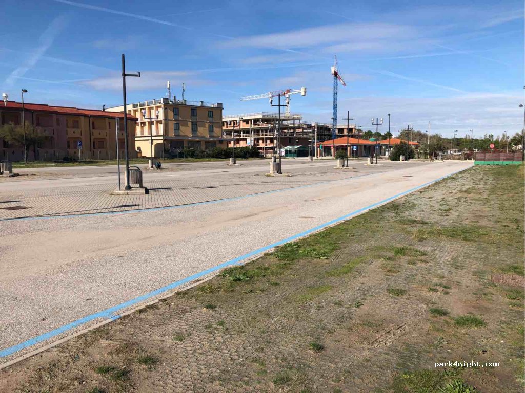 (45010) Rosolina Mare - 32 Via del Moro — foto 2