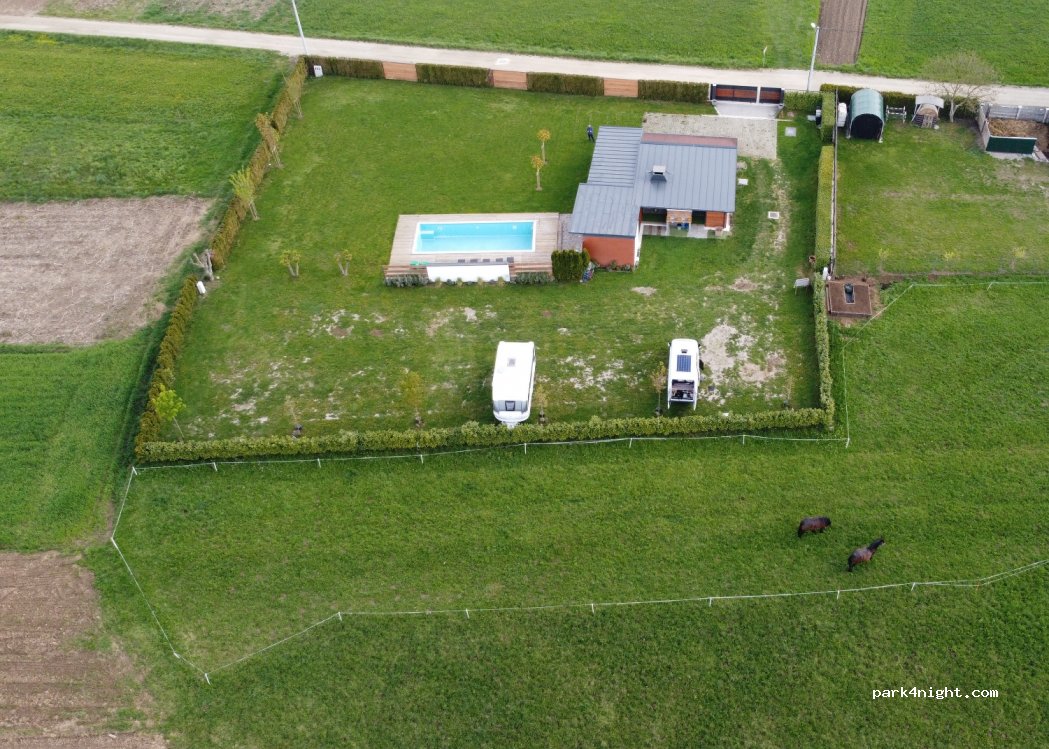 Camp Vugec plac — foto 2
