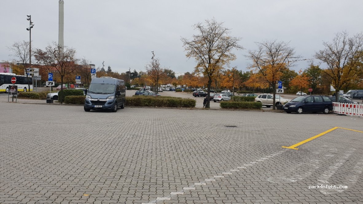 (91054) Erlangen - 1 Parkplatzstraße — foto