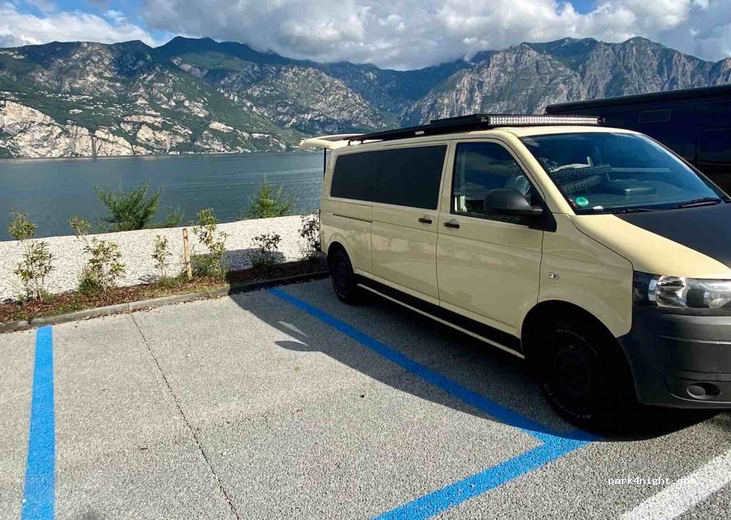 (37018) Malcesine - Via Gardesana Orientale — foto 2