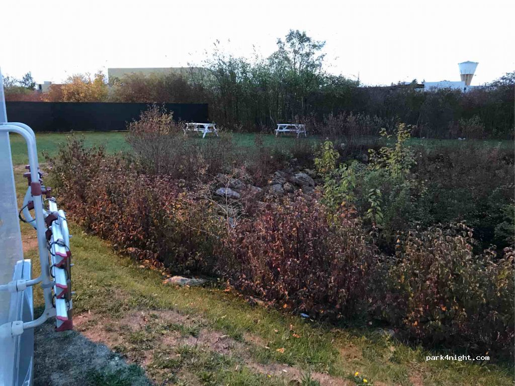 (10150) Pont-Sainte-Marie - Unnamed road — foto 2