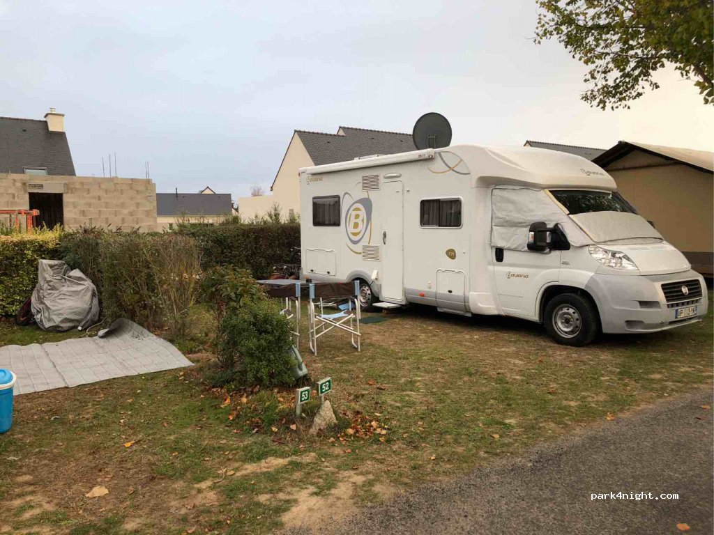 Camping  DAMGAN — foto