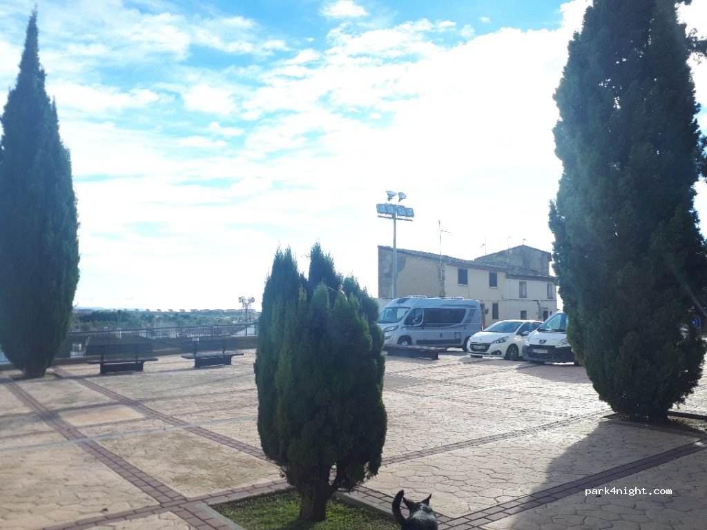 (50600) Ejea de los Caballeros - 10 Calle Tajada — foto 3