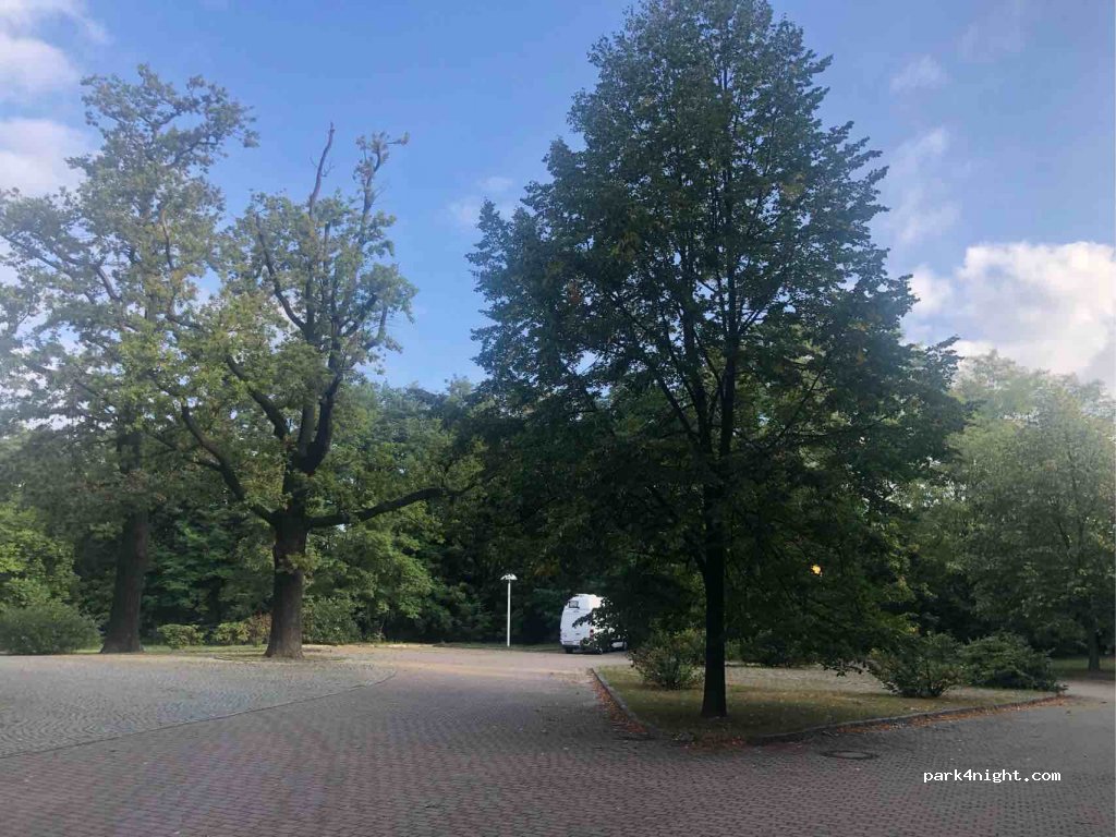 (02953) Bad Muskau - 39 Köbelner Straße — foto 3