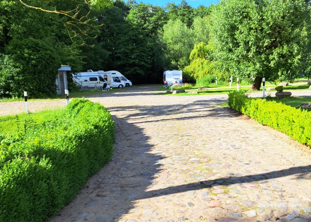 (23992) Zurow - 56 Kastanienallee — foto 4