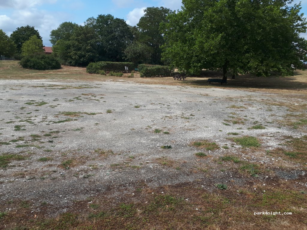 (28140) Courbehaye - 2 Rue de la Mairie — foto