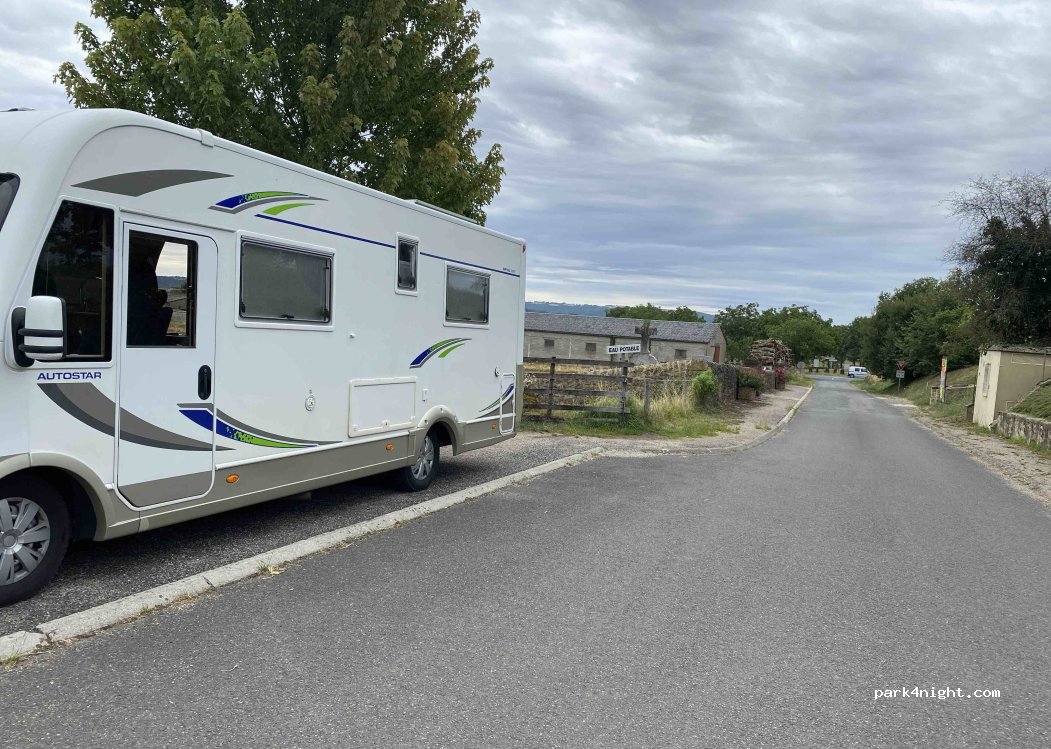 (46100) Saint-Jean-Mirabel - Le Bourg — foto 4