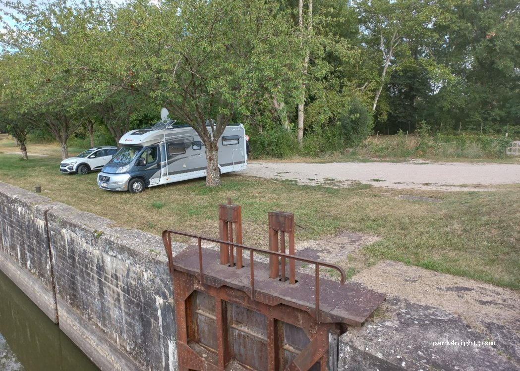 (45450) Fay-aux-Loges - 55 Route de Nestin — foto 4