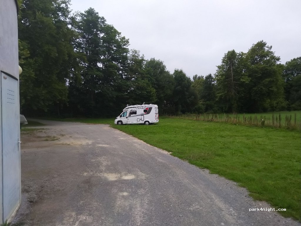 (64290) Lasseube - Place Promenade — foto 2