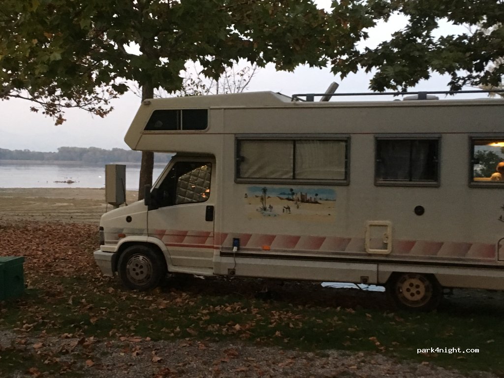 Camping Lago Azzurro — foto