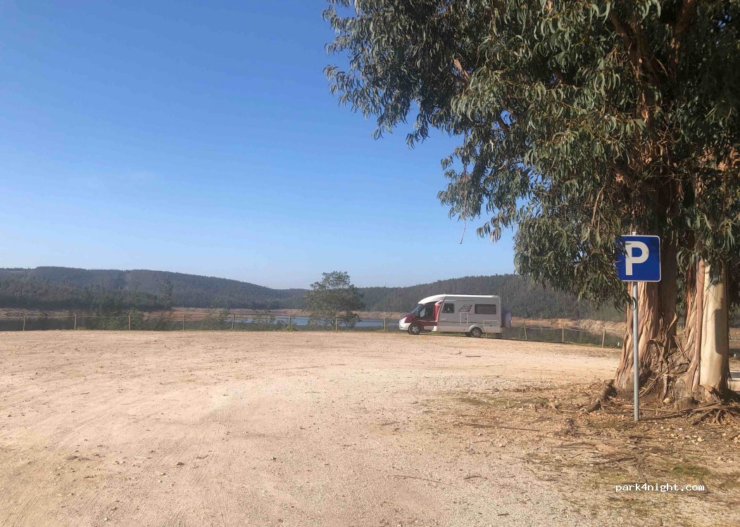 (3440) Pinheiro de Ázere - Estrada Senhora da Ribeira — foto