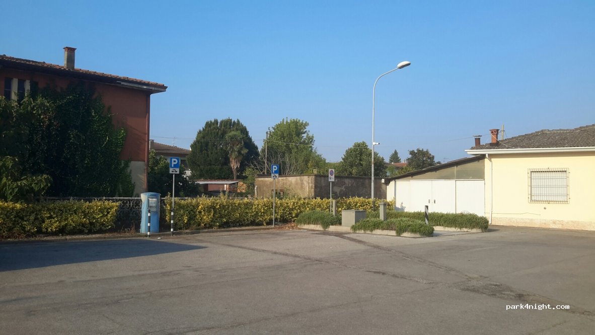 (35040) San Salvaro - 25 Via Marconi — foto