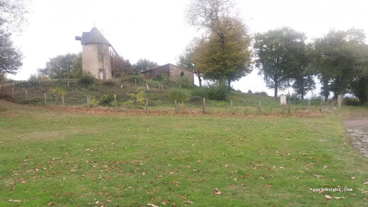 (85700) Saint-Michel-Mont-Mercure - Moulin dit des Justices — foto