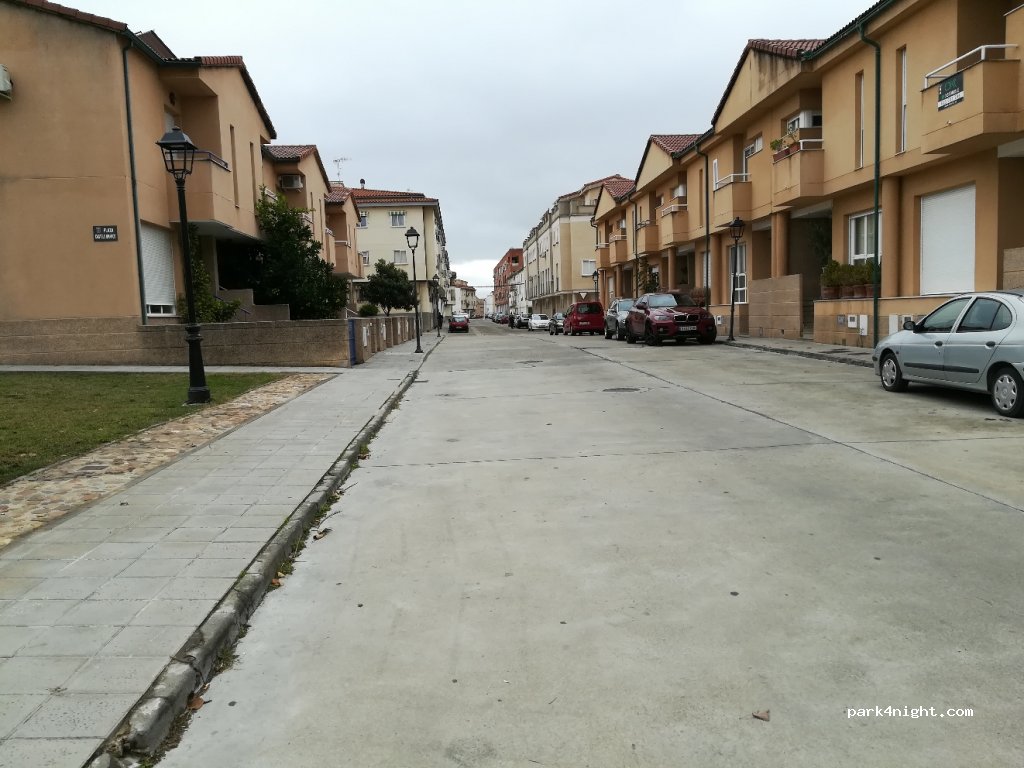 (10800) Coria - 12 Calle Atarazanas — foto