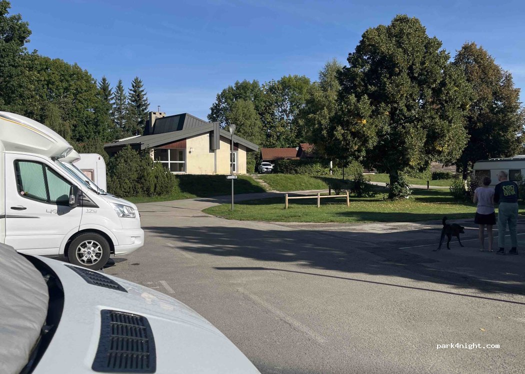 Camping caravaneige Jura Le Champ de Mars — foto 5