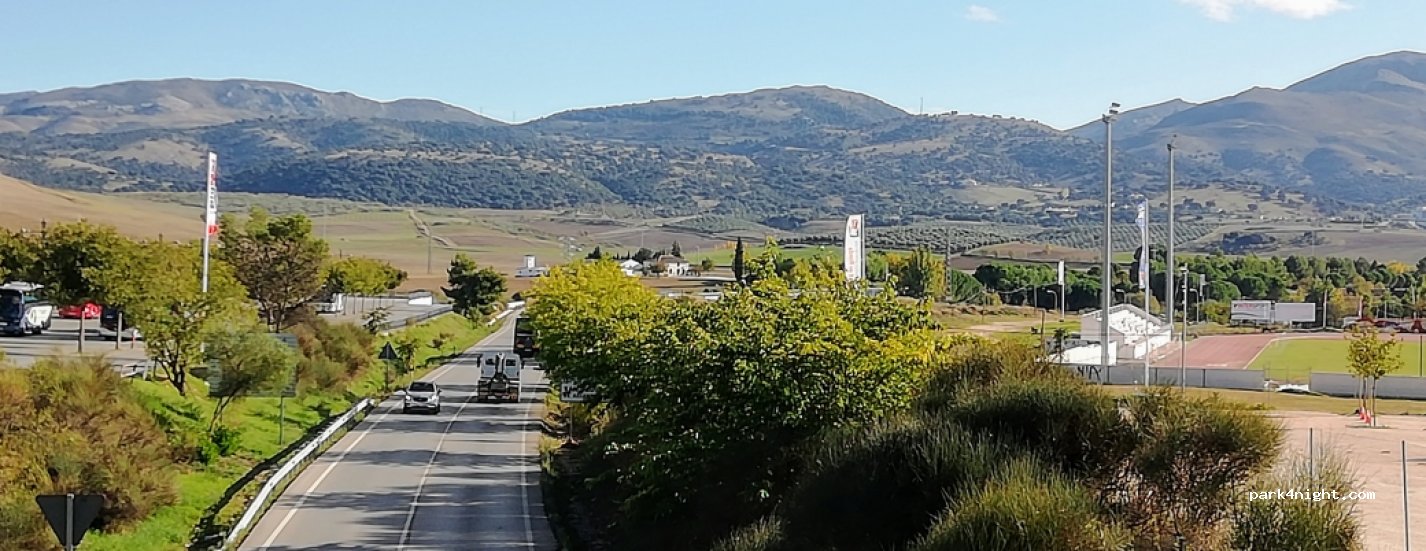 (29400) Ronda - 16 Carretera el Burgo — foto 4