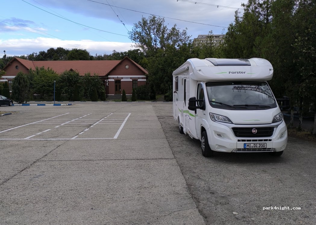 () Drobeta-Turnu Severin - 3 Strada Portului — foto 5