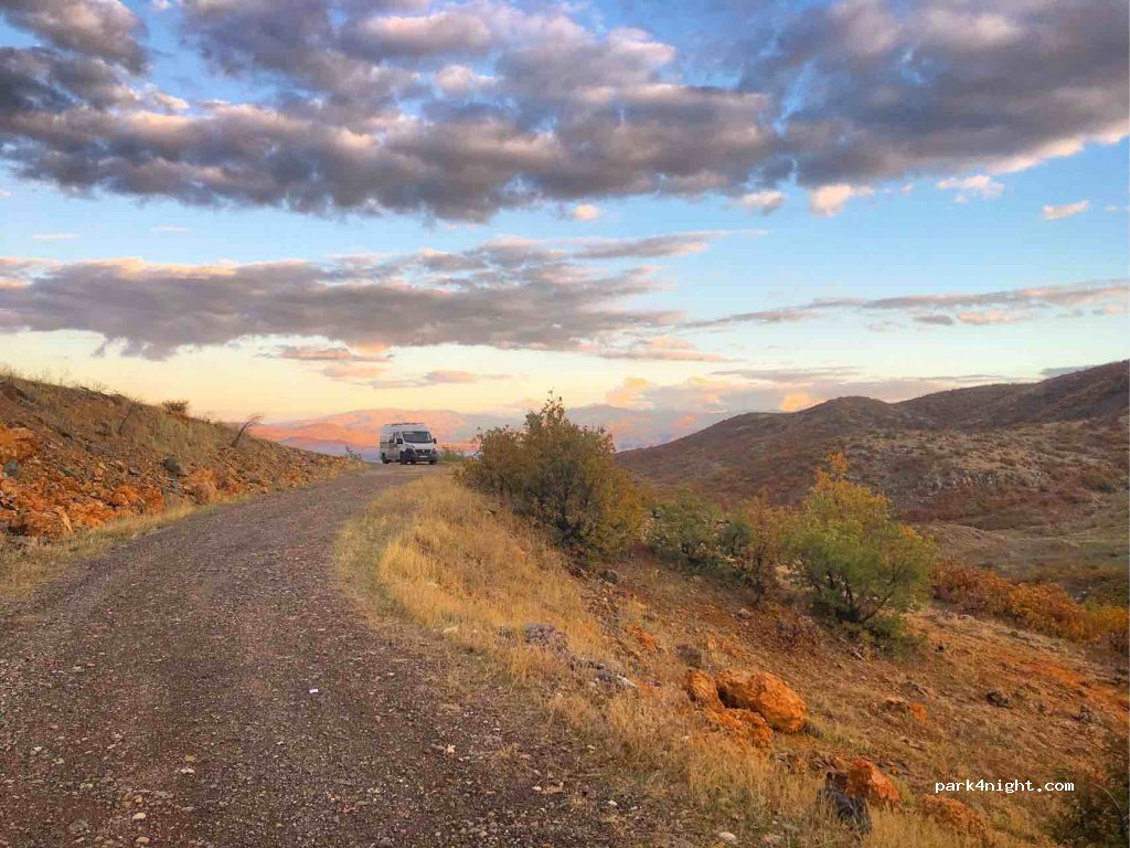 (12000)  - Topalan Köyü Yolu — foto 2