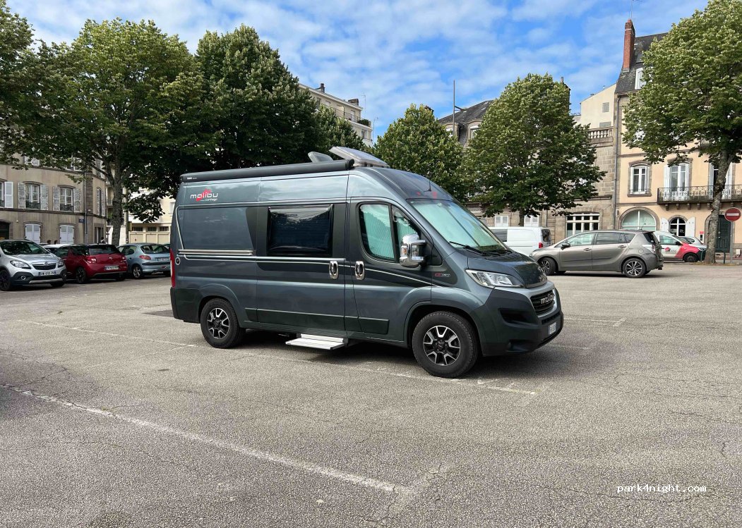 (87000) Limoges - 1 Avenue de la Libération — foto 3