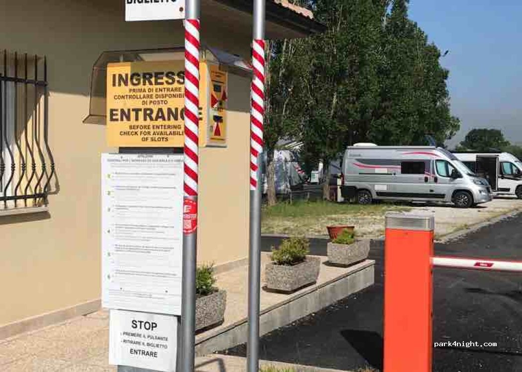 Area Sosta Camper G. Carlini — foto 3