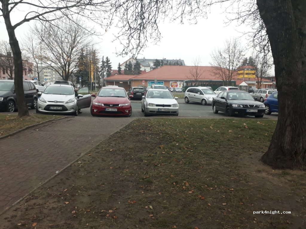 (56-300) Milicz - 3 Mikołaja Kopernika — foto