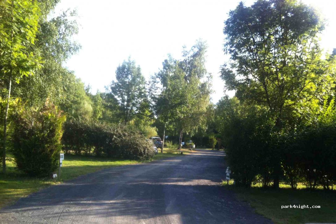 (63120) Courpière - Les Taillades — foto