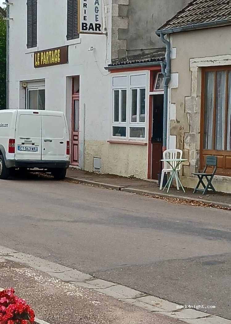 (89480) Étais-la-Sauvin - 11 Rue des Marottes — foto 4