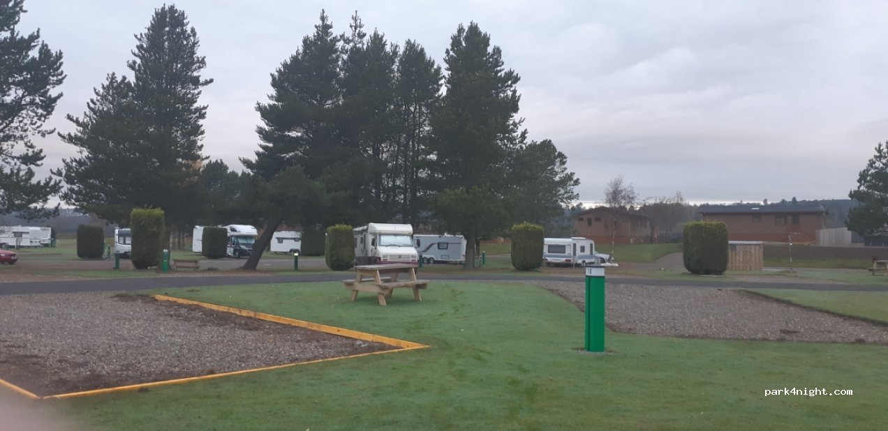Deeside Holiday Park — foto