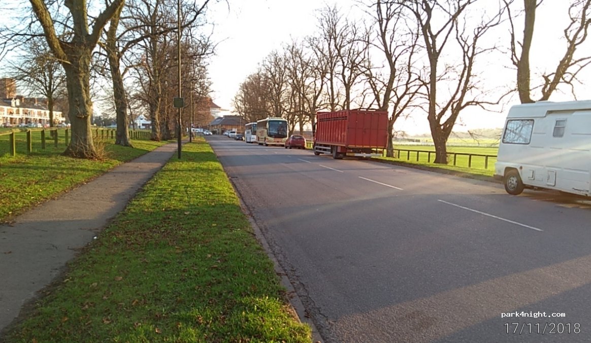 (YO23 1ET) York - 76 Knavesmire Crescent — foto